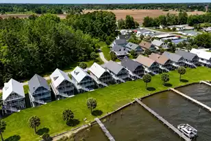 1049 Island Ct, Summerton, SC 29148 - Photo 5