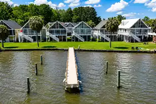 1049 Island Ct, Summerton, SC 29148 - Photo 1