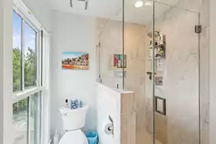 62 Gadsden St, Charleston, SC 29401 - Photo 17