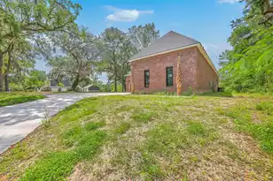 404 Fairington Dr, Summerville, SC 29485 - Photo 5