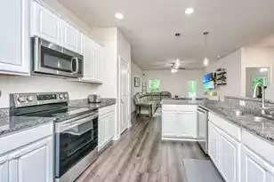 141 Clydesdale Cir, Summerville, SC 29486 - Photo 3