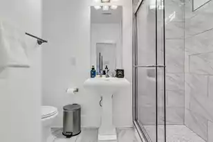 184 Ashley Ave, Charleston, SC 29403 - Photo 59