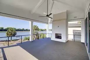 11 Tabby Ln, Isle Of Palms, SC 29451 - Photo 9