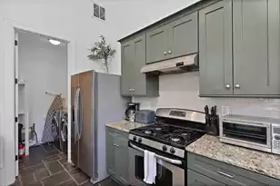 221 Ashley Ave, Charleston, SC 29403 - Photo 17