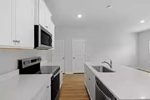 557 Gahagan Rd, Summerville, SC 29485 - Photo 13