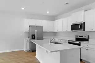 557 Gahagan Rd, Summerville, SC 29485 - Photo 9