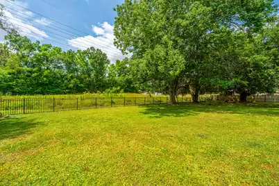 5823 Lakeview Drive, Hanahan, SC 29410 - Photo 33