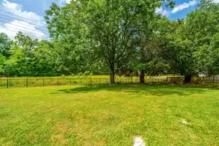 5823 Lakeview Dr, Hanahan, SC 29410 - Photo 39