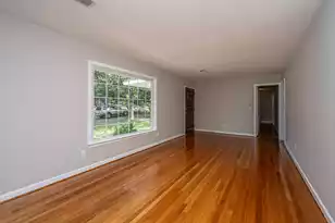 5823 Lakeview Dr, Hanahan, SC 29410 - Photo 5