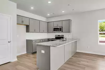 1001 Par Three Court, Manning, SC 29102 - Photo 5