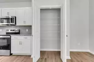 1915 Deercreek Dr, Manning, SC 29102 - Photo 9