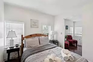 66 Beaufain St, Charleston, SC 29401 - Photo 21