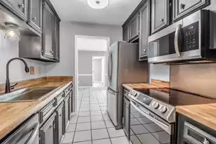 680 Buckhall Ct, Mount Pleasant, SC 29464 - Photo 9