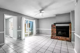 680 Buckhall Ct, Mount Pleasant, SC 29464 - Photo 5