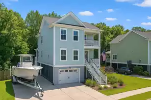 3751 Copahee Sound Dr, Mount Pleasant, SC 29466 - Photo 3