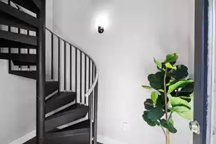 2 Francis St, Charleston, SC 29403 - Photo 3