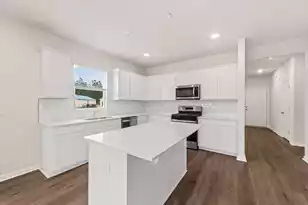 737 Meadowbrook Ln, Summerville, SC 29486 - Photo 7