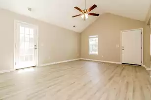 258 Trickle Dr, Summerville, SC 29483 - Photo 3