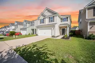 743 Redbud Ln, Summerville, SC 29486 - Photo 3