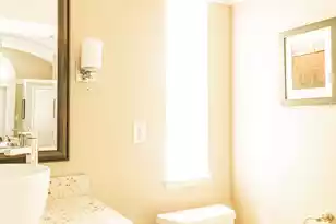 12 Bee St, Charleston, SC 29403 - Photo 9