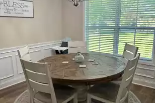 856 Bentwood Cir, Manning, SC 29102 - Photo 9