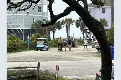 1736 Ashley Avenue E, Folly Beach, SC 29439 - Photo 37