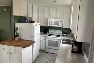 1736 Ashley Ave E, Folly Beach, SC 29439 - Photo 9