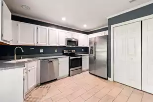 113 Mapperton Ct, Summerville, SC 29485 - Photo 11