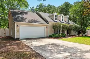 113 Mapperton Ct, Summerville, SC 29485 - Photo 3