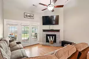 113 Mapperton Ct, Summerville, SC 29485 - Photo 7