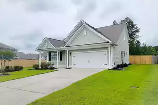 683 Yellow Leaf Ln, Summerville, SC 29486 - Photo 3