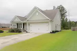 683 Yellow Leaf Ln, Summerville, SC 29486 - Photo 3