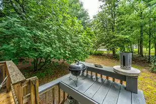 725 Hildebrand Dr, Bonneau, SC 29431 - Photo 37