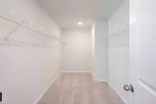 725 Meadowbrook Ln, Summerville, SC 29486 - Photo 13