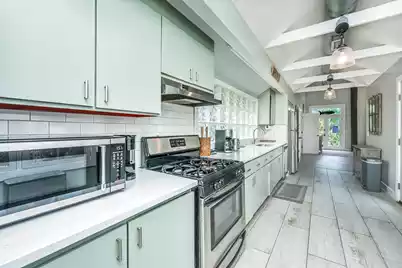 622 Cooper Avenue E, Folly Beach, SC 29439 - Photo 17