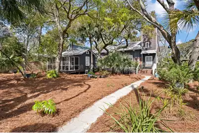 622 Cooper Avenue E, Folly Beach, SC 29439 - Photo 1
