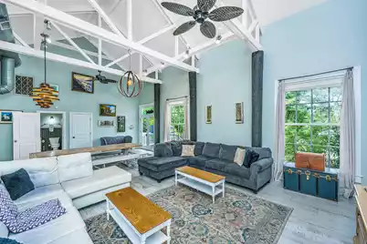 622 Cooper Avenue E, Folly Beach, SC 29439 - Photo 9