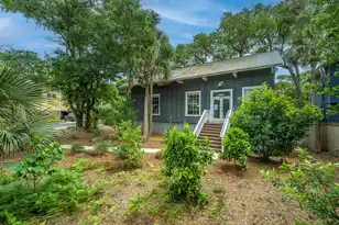 622 Cooper Ave E, Folly Beach, SC 29439 - Photo 49