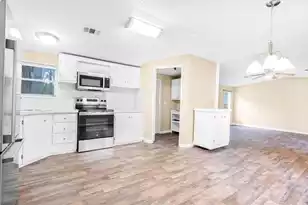 1217 Birch Dr, Summerton, SC 29148 - Photo 9