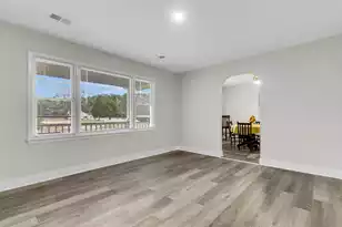 127 Roberts Rd, Summerville, SC 29483 - Photo 5