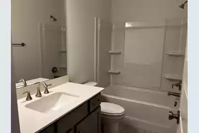 100 Carolina Avenue E, Summerville, SC 29483 - Photo 17