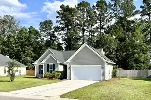 3006 Central Ring Ct, Ridgeville, SC 29472 - Photo 3