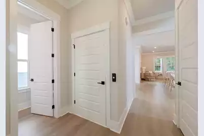 1350 Lucinda Street, Mount Pleasant, SC 29466 - Photo 7