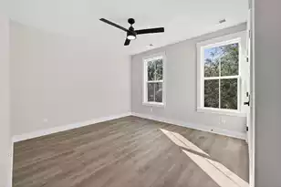 1350 Lucinda St, Mount Pleasant, SC 29466 - Photo 13