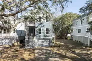 1350 Lucinda St, Mount Pleasant, SC 29466 - Photo 1