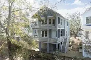 1350 Lucinda St, Mount Pleasant, SC 29466 - Photo 15