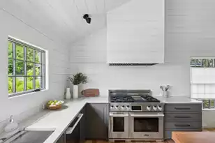 922 Kincade Dr, Mount Pleasant, SC 29464 - Photo 15