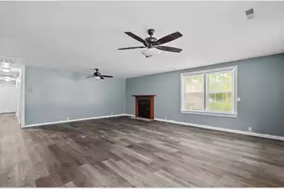 245 Lake Drive, Summerville, SC 29483 - Photo 11