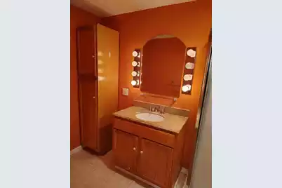 406 Thames Street, Manning, SC 29102 - Photo 37