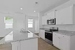 1052 Mulligan Dr, Manning, SC 29102 - Photo 3